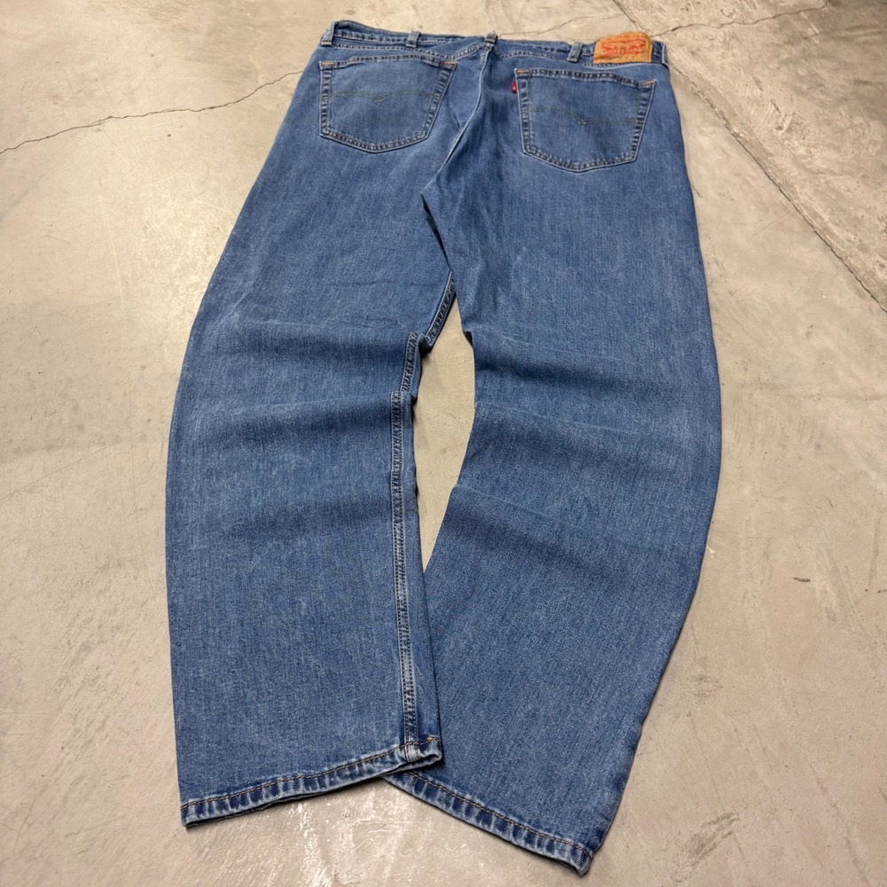 Levis 505 Regular Fit Jeans Mens 38x32 Blue Denim Straight Leg 00505-1936